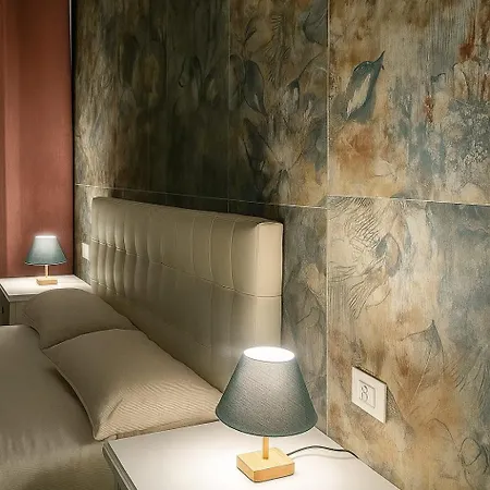 Domus Cuomo 4*