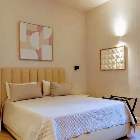 Domus Cuomo فندق مبيت وإفطار 4*