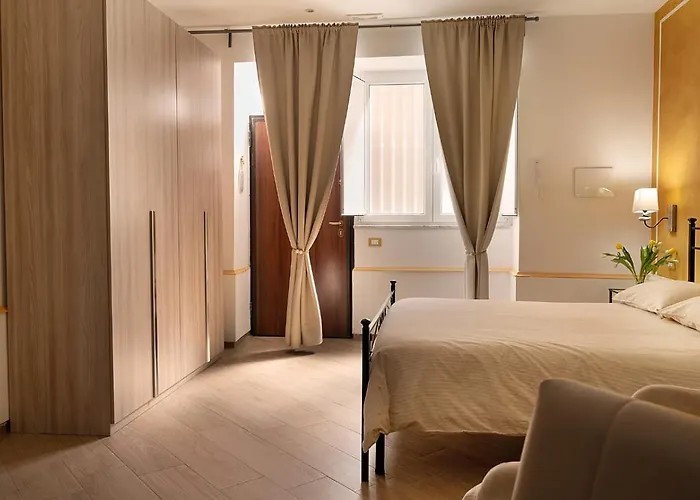 Bed and breakfast Domus Cuomo 4*